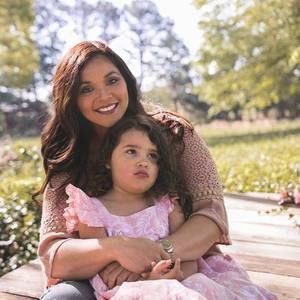 Meet your Posher, Natoshia